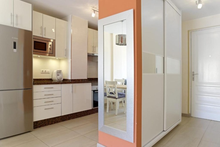 2 Bedrooms Apartment
