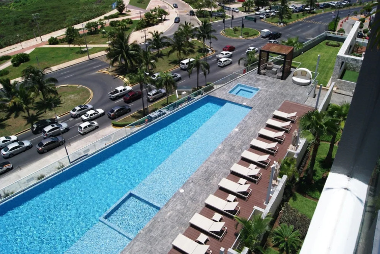 2BR Apartment Malecon Las Americas by TA