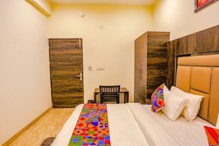 Fabhotel The Kiara