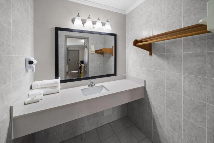 Days Inn by Wyndham Slidell