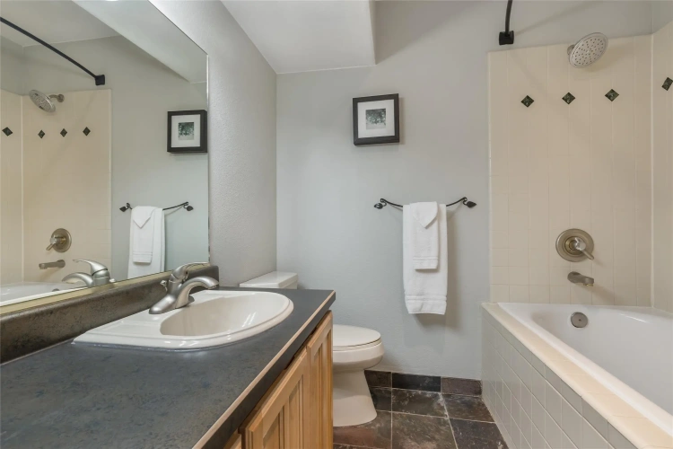 1 Bedroom Double Suite