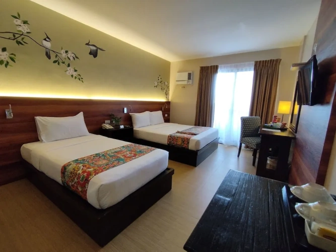 Deluxe Triple room with balcony