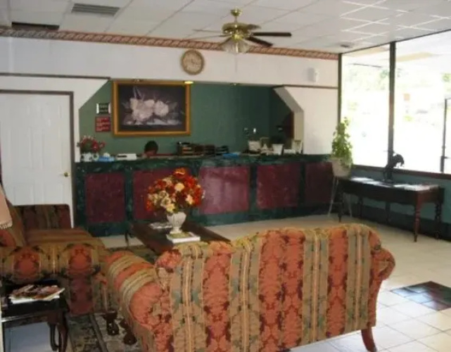 Eighth Street Motel