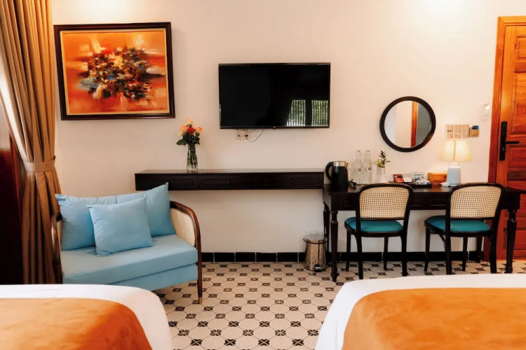 75 Garden INN