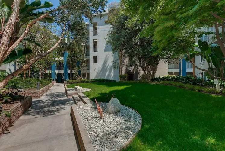 Marina Exquisite Suite - Image 5