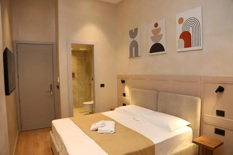 Z art Hotel