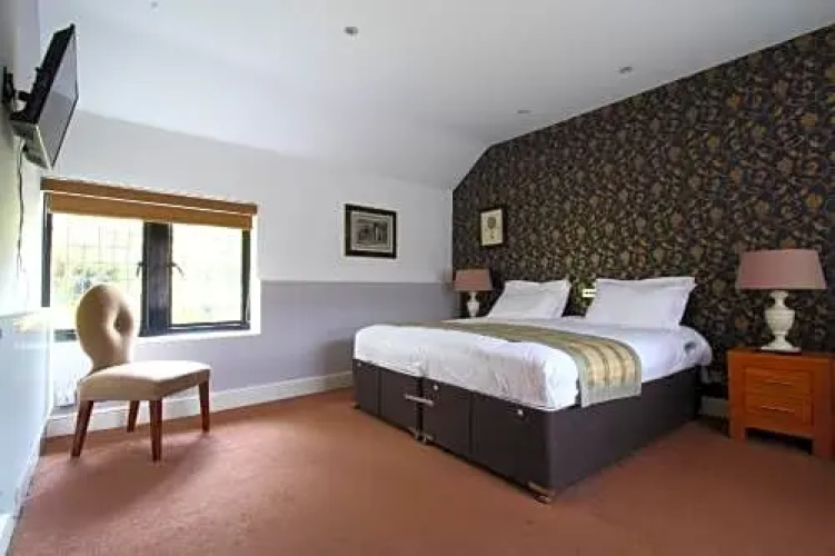Beautiful Countryside Bedroom