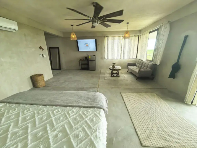 LaFamilia Casa and Suites