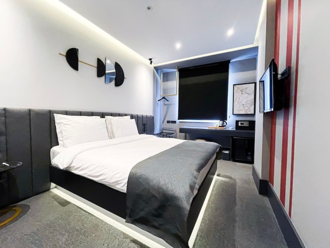 Standard Family room