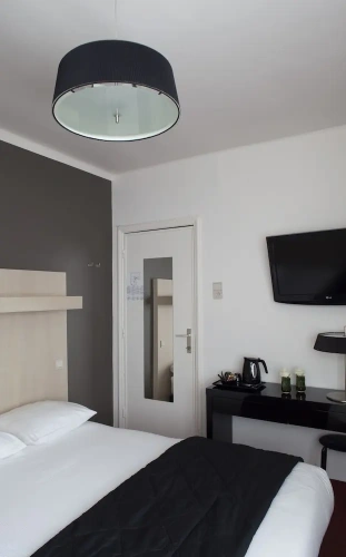 Economy room