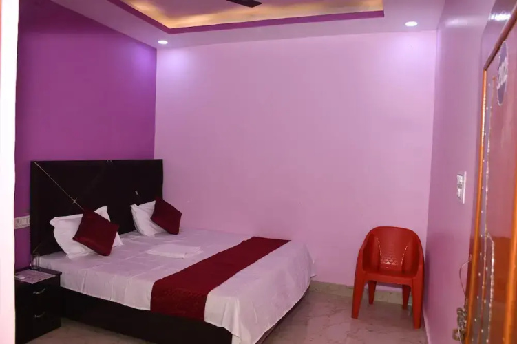Dev In & homestay