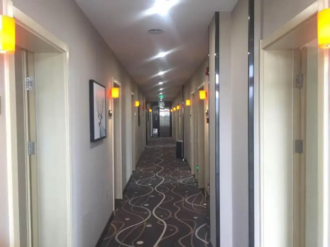 7Days Premium Chengde Fengning Xinfeng Road Branch