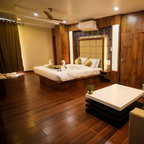 Hotel Yuvraj Grand