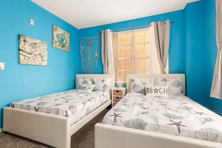 Deluxe Beach Apartment