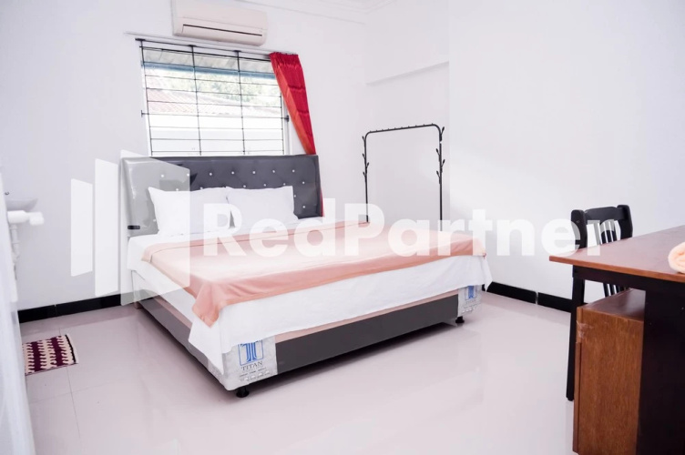Hotel Pusponjolo Syariah Semarang RedPartner