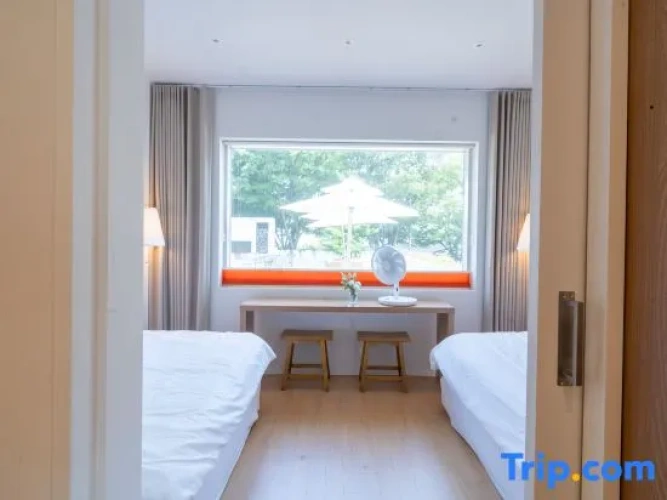 Quadruple Suite