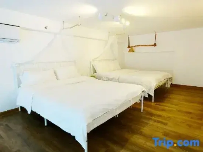 Twin Apartment