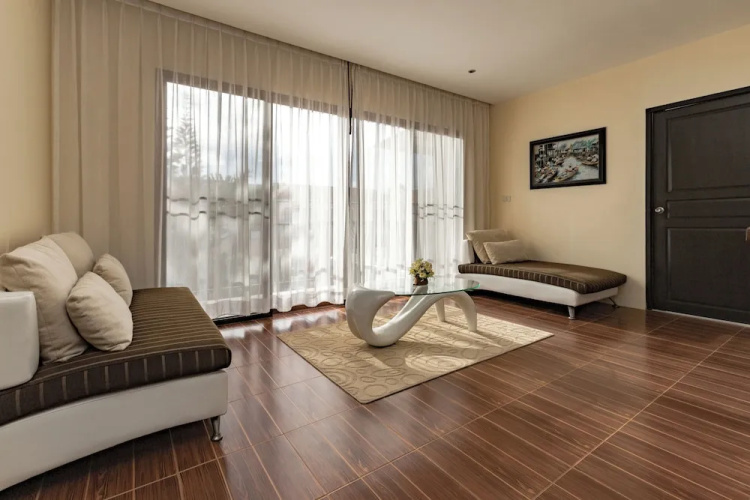East villa 2