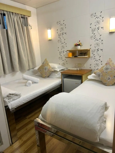 Deluxe Quadruple room