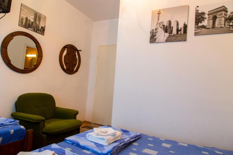 Standard Quadruple room