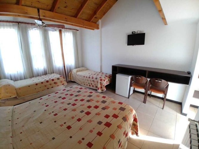 Standard Quadruple room with land view