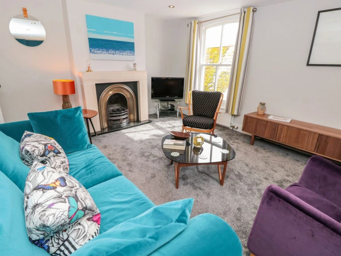 34b Clarence Street