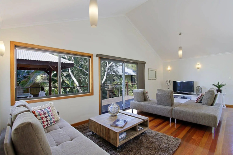 A PERFECT STAY –Blue Bliss