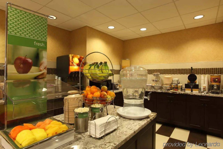 Hampton Inn Atlanta NW Cumberland photo 13