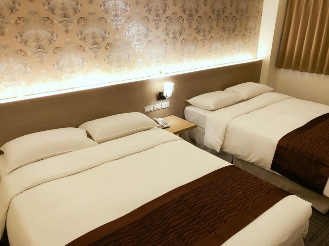 New World Hotel