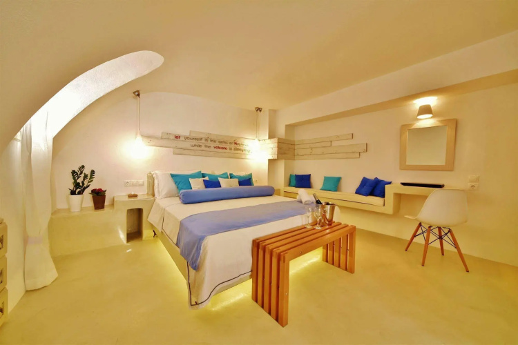 Chroma Suites