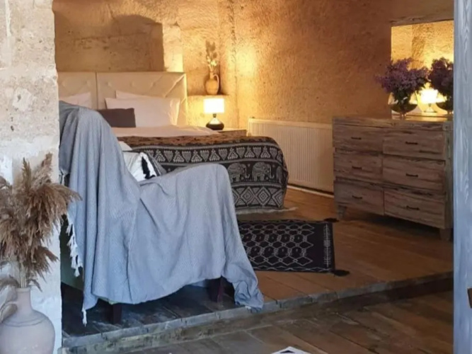 Cappadocia Deep Cave House