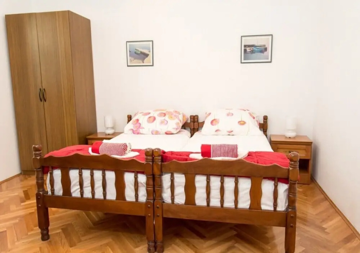 Apartments Bungevilla