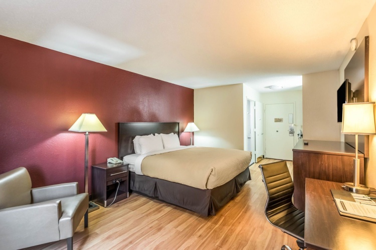 Colby Inn and Suites