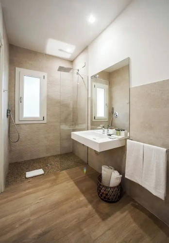 Classic Double room with balcony