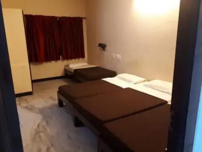Rmc travellers inn