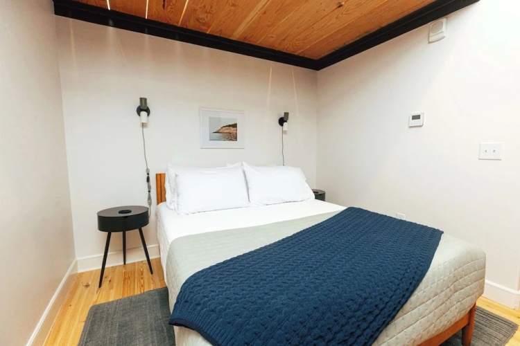 Loft 305 - The William - Atrium - Live Work Walk