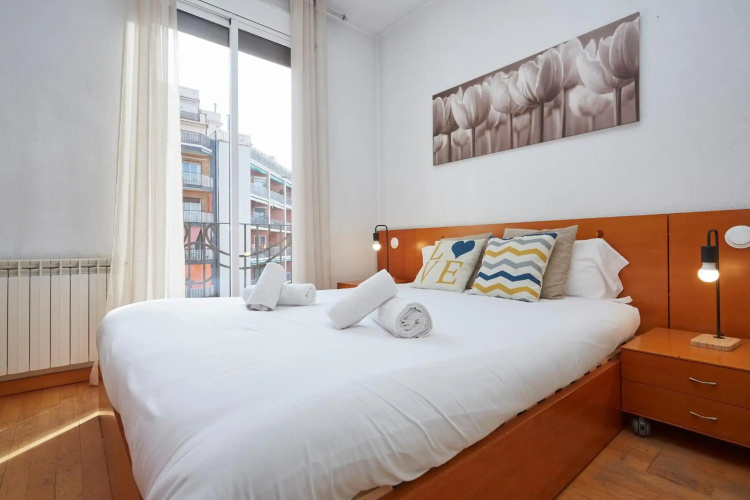 42ARA156 - Spacious apartment in Eixample