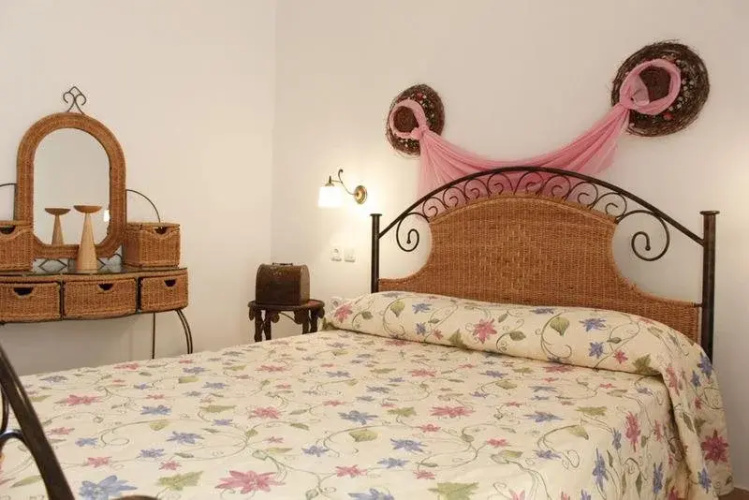 Mirabeli Suites