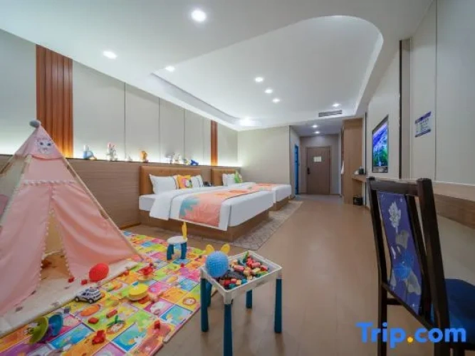 Standard Twin Family room