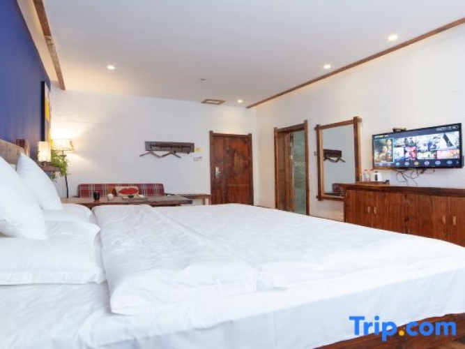 Standard Double room with view