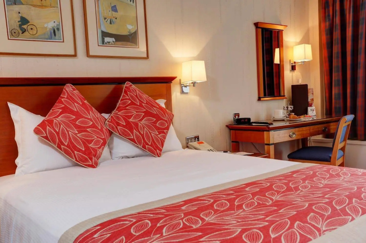 Best Western Welwyn Garden City Homestead Court Hotel photo 7