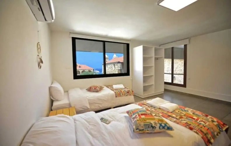 Standard Duplex room with city view