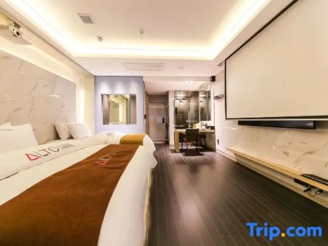 Twin Suite