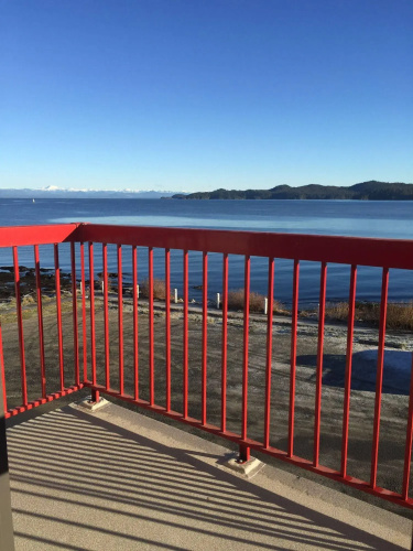 Pier Side Landing