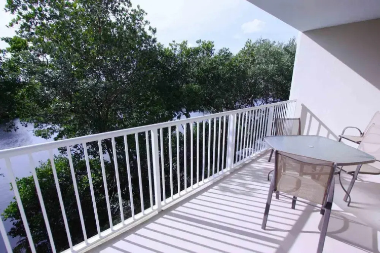456 Little Harbor