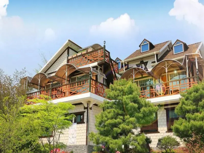 Dongmakgol Pension