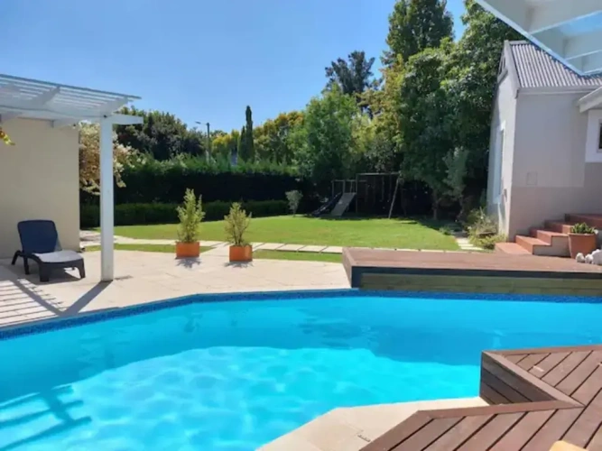 3 Bedrooms Cottage