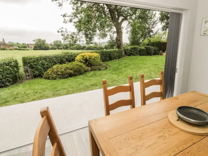 4 Mill Close, Leicester