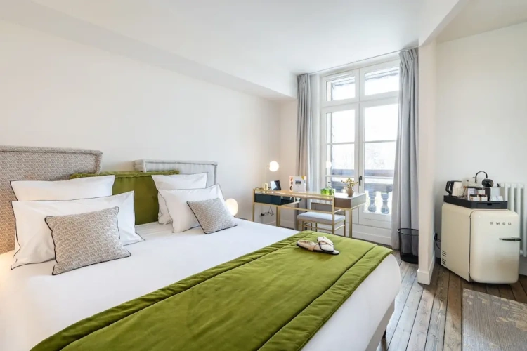 Classic Double Suite