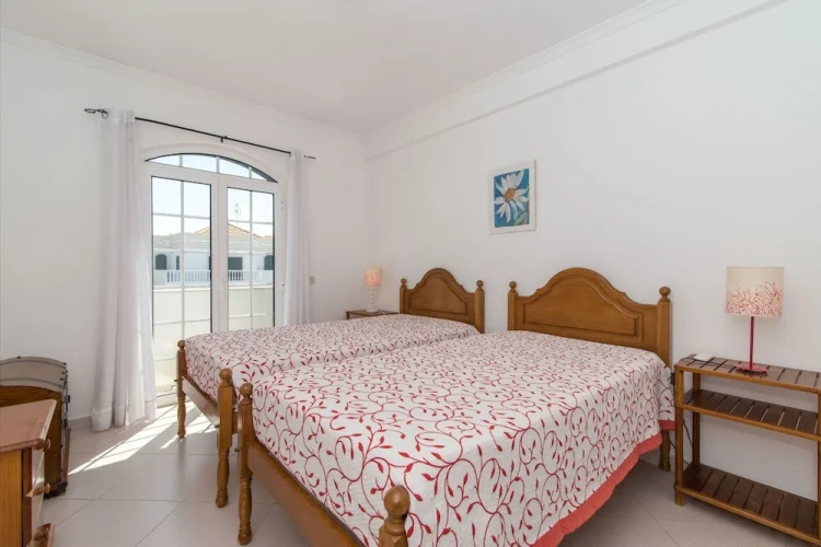 1 Bedroom Apartment with balcony